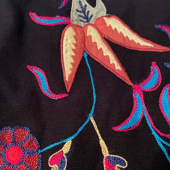 🧥 Alex Kim Black Jacket w/Bright Floral Appliqués & Embroidery. Size Medium. 🧥 - Picture 6 of 16